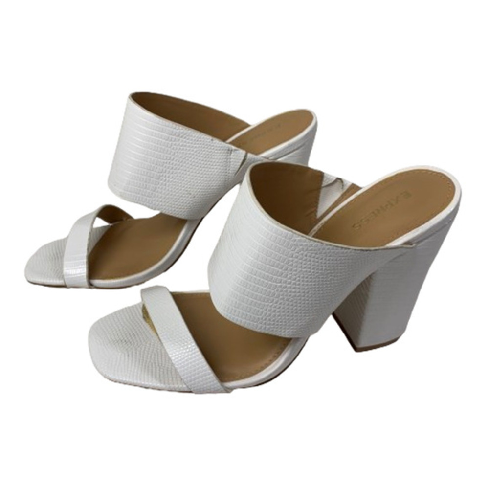 EXPRESS White‎ Reptile Textured Block Heel Mules